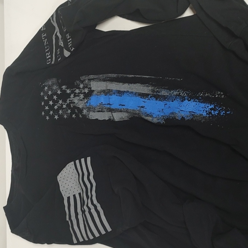 Men's Black and Blue Graphic Long Sleeve Shirt